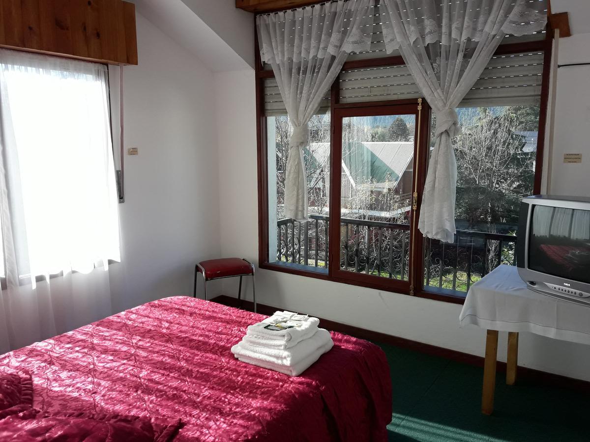 Hotel Luz De Luna El Bolsón Екстериор снимка
